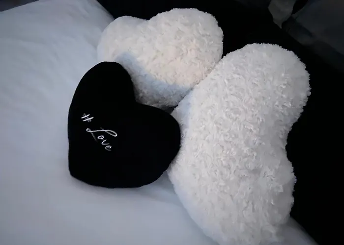 L Escapade Amoureuse * Neuville-sur-Sarthe